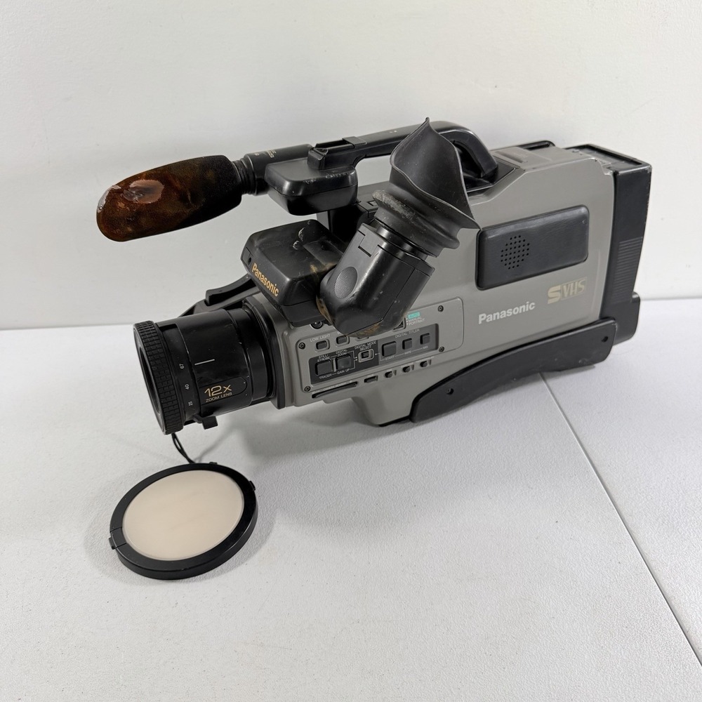 Panasonic AG-456UP PRO LINE S-VHS Reporter Movie Camcorder AS IS UNTESTED